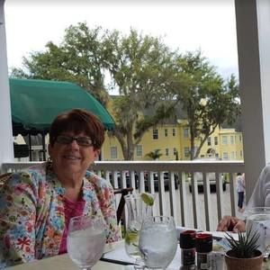 Meet your Posher, Joan